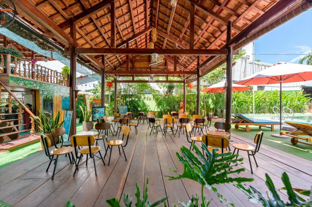 Alley Garden Homestay Hoi An Exteriör bild